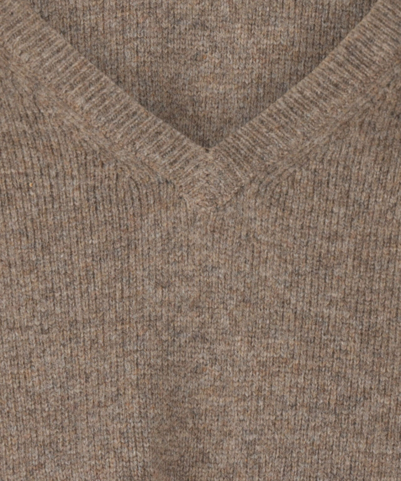 Klassischer Lammwollpullover mit V-Ausschnitt | Braun