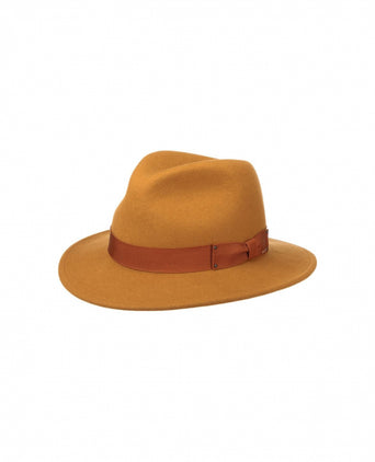 Bailey Hoed Curtis | Bruin