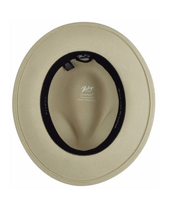 Bailey Hoed Curtis | Bruin