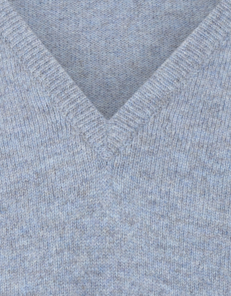 Pullover mit V-Ausschnitt aus Lammwolle *Sale* | Waves