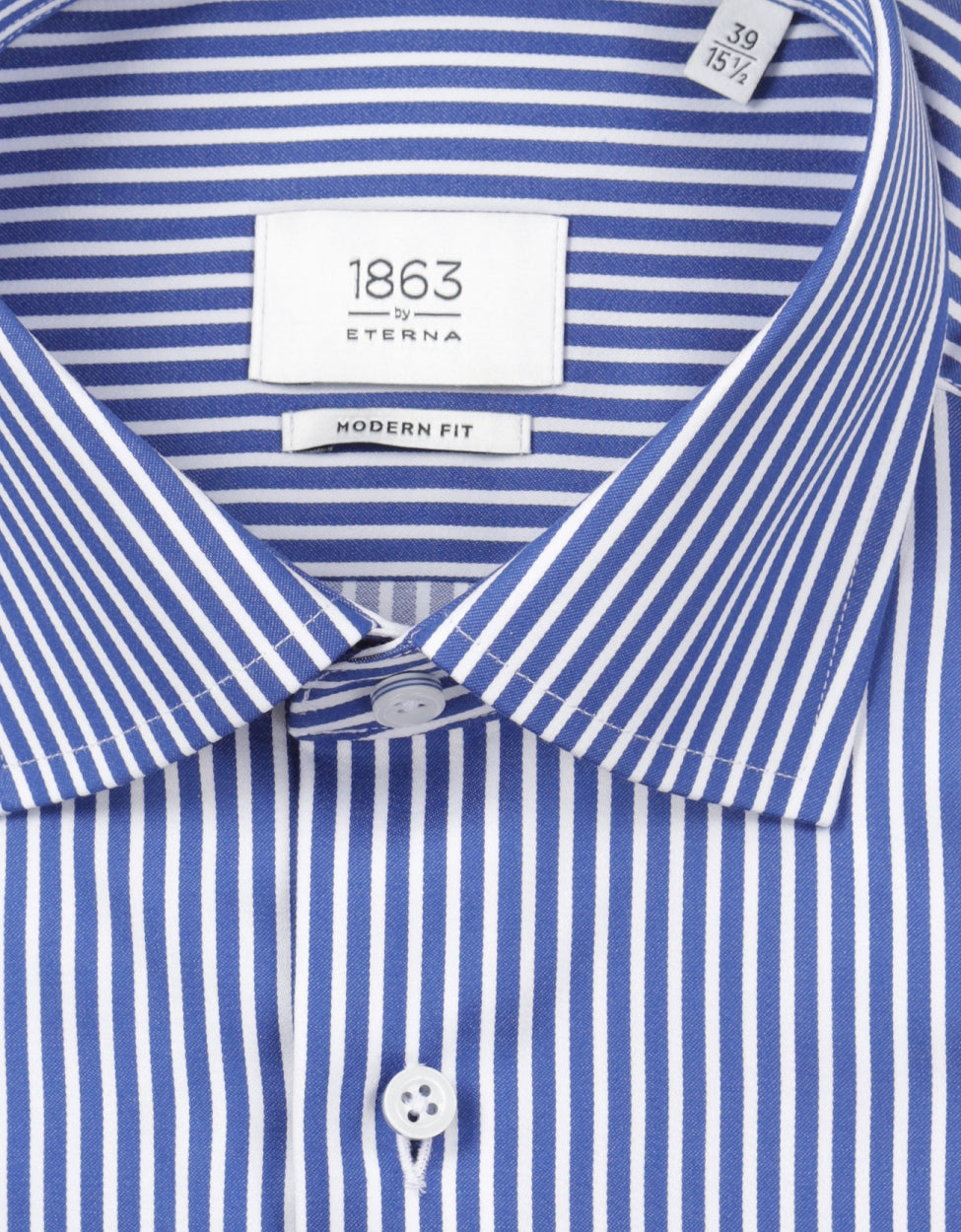 Gestreiftes Hemd mit halbgespreiztem Kragen | Blau
